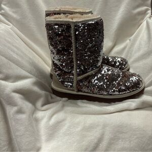 UGG Classic Short Boots Silver/ Red Sequin Sparkle US Womens 7